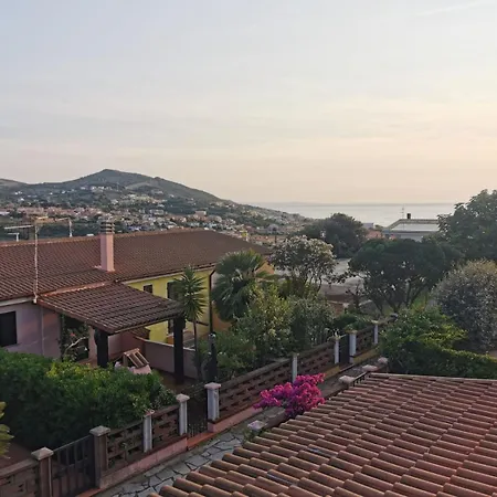 Peace And Sea 度假居 *